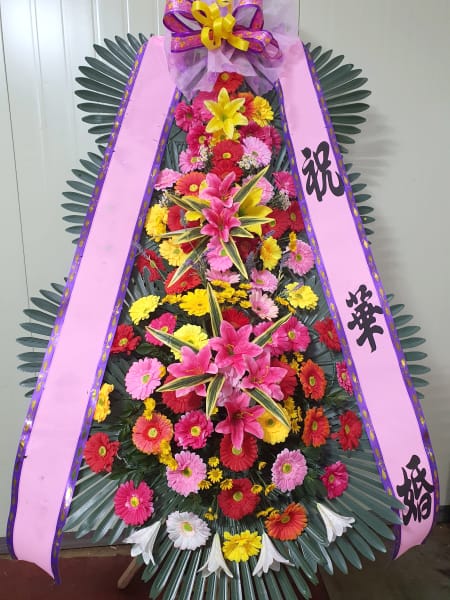 더시그니처클래스 정기 봉사단 회원 일동이 따뜻한 마음으로 준비한 축하화환